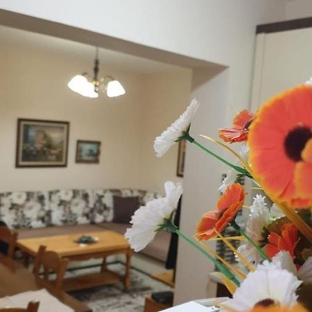 Valentina'S Apartment ติรานา ภายนอก รูปภาพ